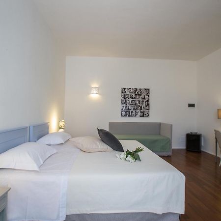 Bed and Breakfast Li Pappi Antico Casale Galatina Habitación foto