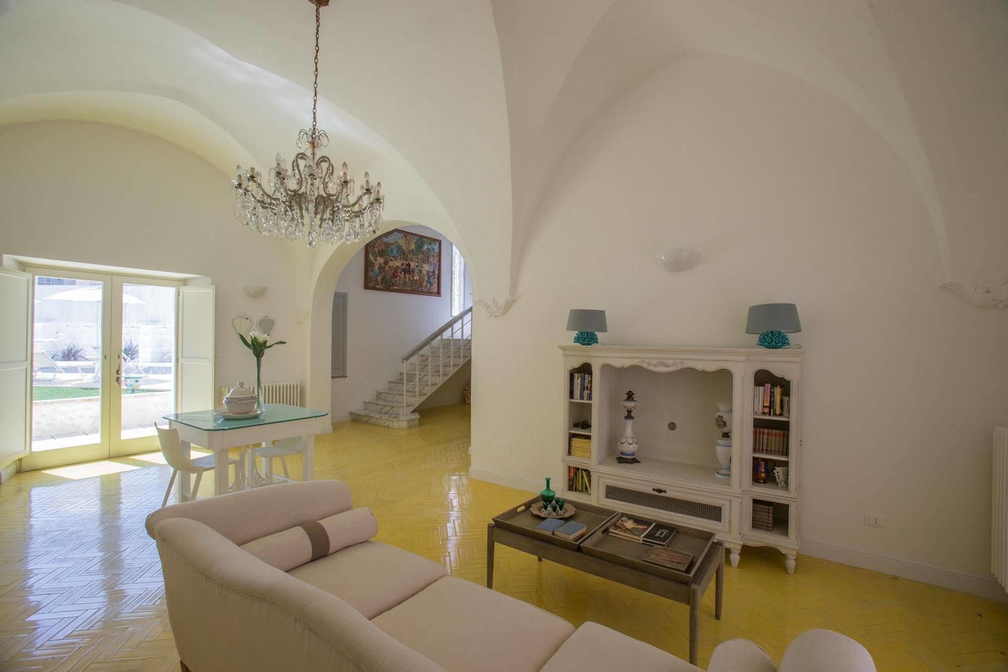 Bed and Breakfast Li Pappi Antico Casale Galatina Exterior foto
